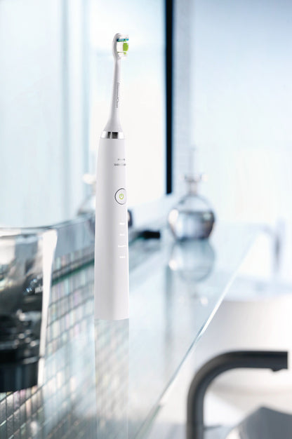 Philips Sonicare DiamondClean rechargeable electric toothbrush, white edition, HX9332.